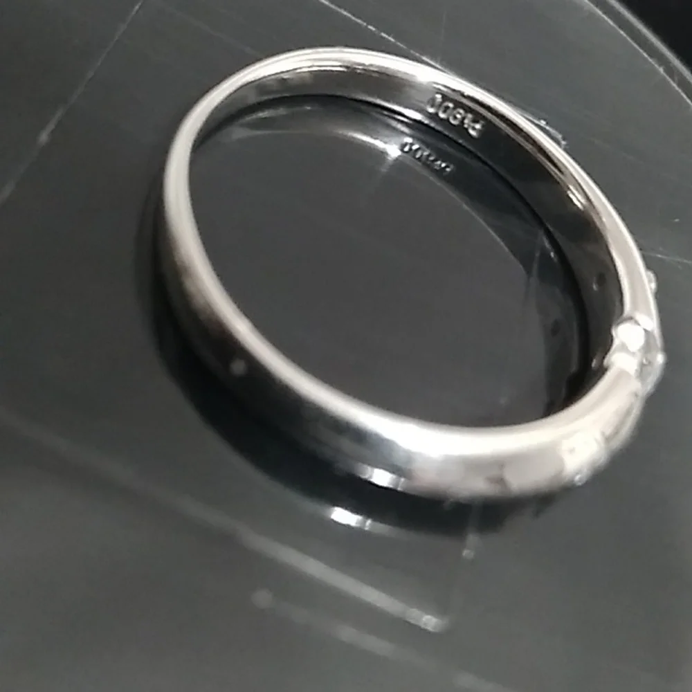 SALE! Authentic Platinum 0.1ct Genuine Diamond Ring 💍 Size 6 Gently Worn - Picture 4 of 12